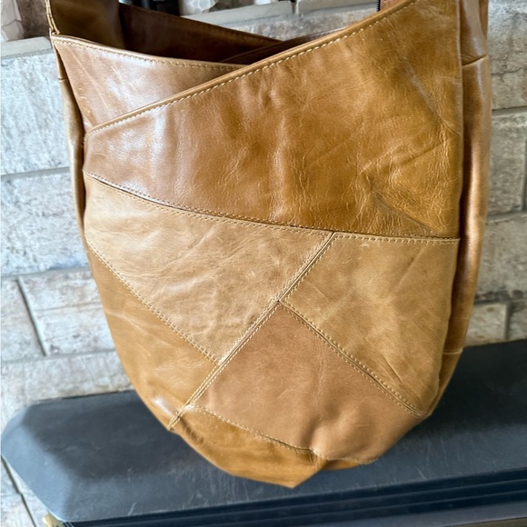 Studded Skull Crossbody Bag by AmeriLeather - Picture 2 of 7